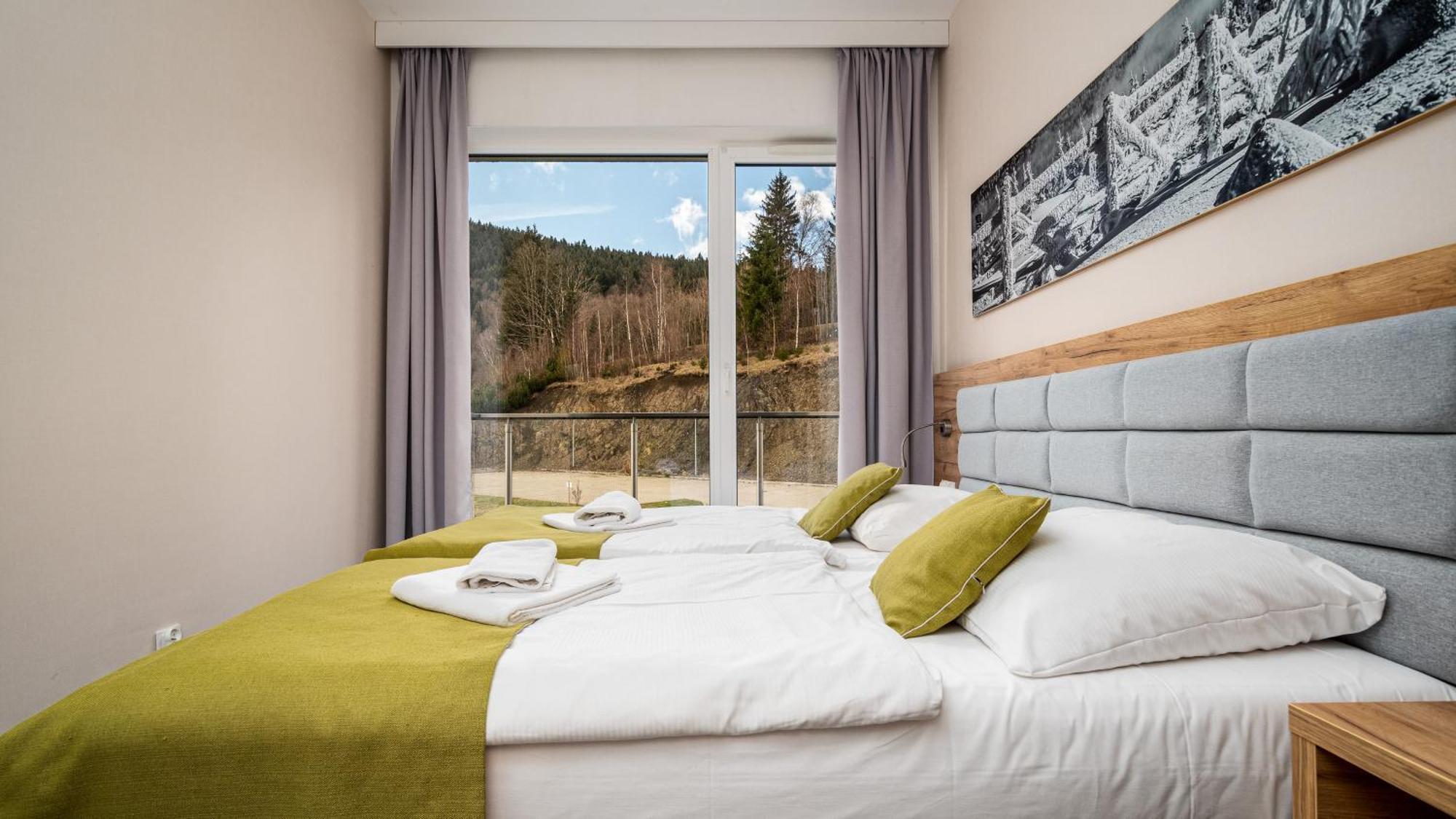 Panorama - Czarna Gora Resort By Sun & Snow Z Basenem I Sniadaniem Siena Buitenkant foto
