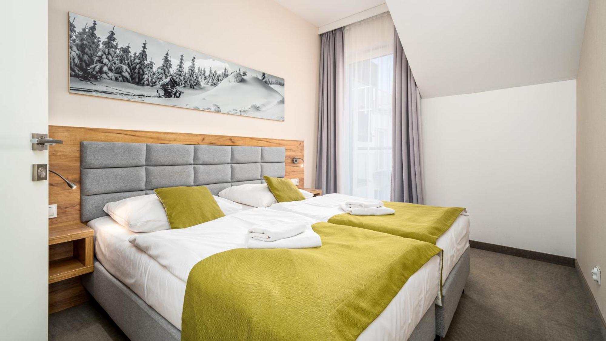 Panorama - Czarna Gora Resort By Sun & Snow Z Basenem I Sniadaniem Siena Buitenkant foto